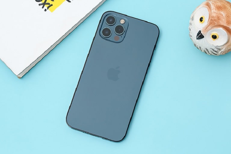 nam-2023-iphone-12-pro-co-con-dang-mua-sau-2-nam-ra-mat-gia-ban