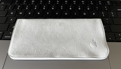 Apple bất ngờ bán khăn lau mới với giá 9 USD, rẻ hơn một nửa bản 2021
