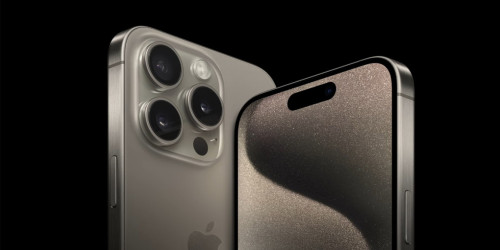 iPhone 15 Pro Max cuối năm 2026: Thiết kế titan, hiệu năng A17 Pro và camera vẫn đáng chú ý